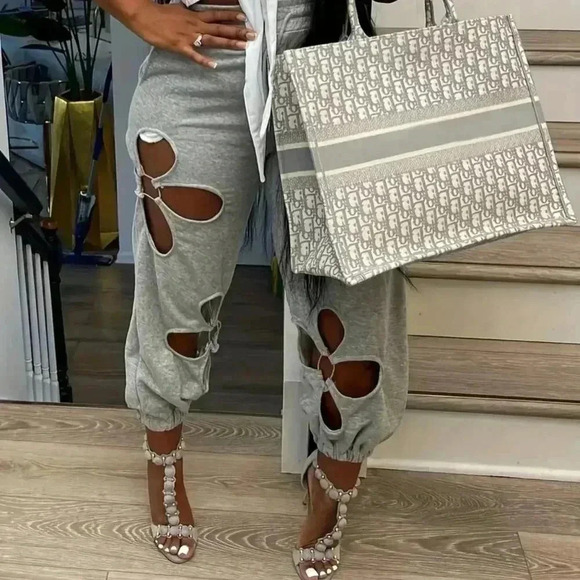 Sexy Cut Out Elastic Waist Pants - Picture 3 of 3